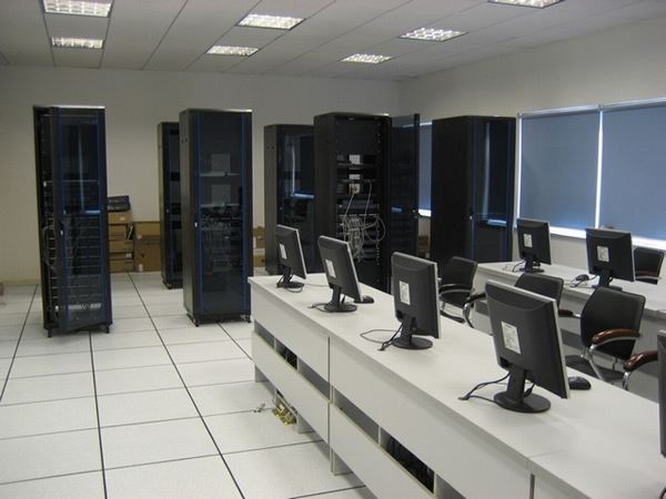 口碑鑄就價值，服務創造輝煌——蘇州鉆之冠智能科技的弱電工程與計算機網絡系統專業報價與服務解析